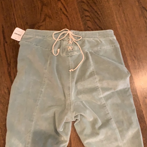 ❤️ Free People CRVY High-Rise Lace-Up Flare Size 31 CRVY Color Mint - Picture 8 of 12